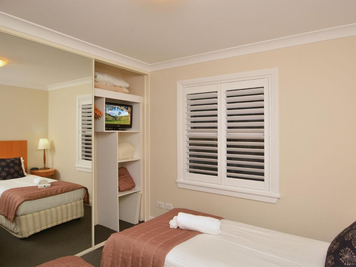 Villa 3Br De Saran Villa Located Within Cypress Lakes Resort 波高尔宾 外观 照片