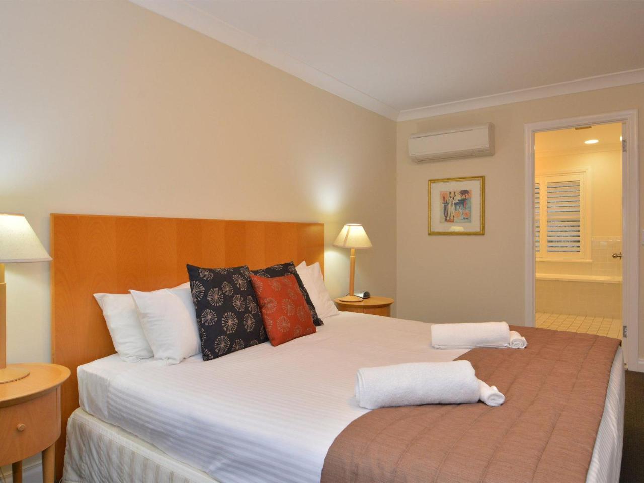 Villa 3Br De Saran Villa Located Within Cypress Lakes Resort 波高尔宾 外观 照片